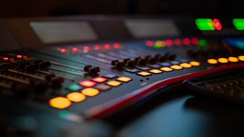 Audio Engineer – Video & Audio Production — FASTer Way to Fat Loss