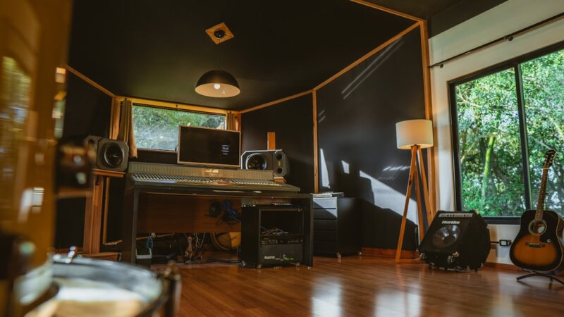 Audio Engineer — Emerald Dreams Lab