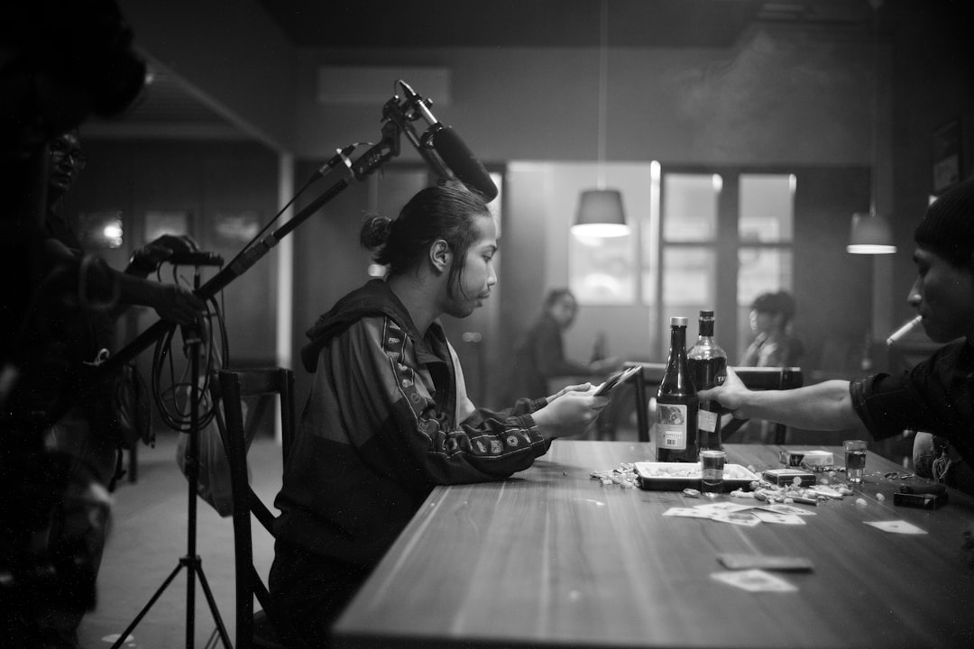 New Visual Podcast ‘Vintage Politics’ Launches with High-Profile Guests