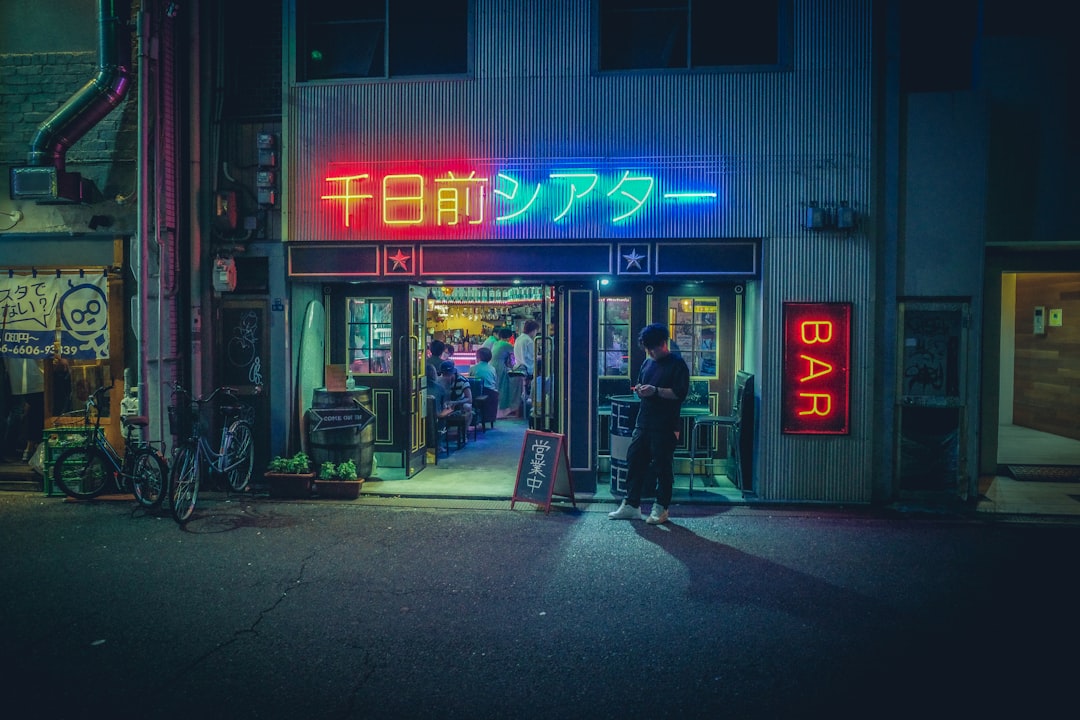 Japanese Podcast Usage Soars Among Gen Z, Exceeds TikTok and Netflix