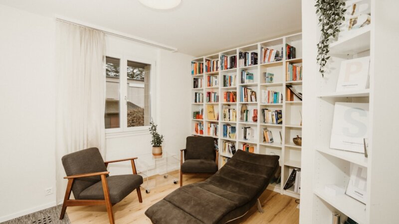 New Podcast Targets Outdated Marketing Advice in Therapy Industry