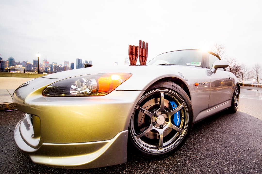 Honda Drivers Spend 83 Percent of In-Car Audio Time on AM/FM Radio