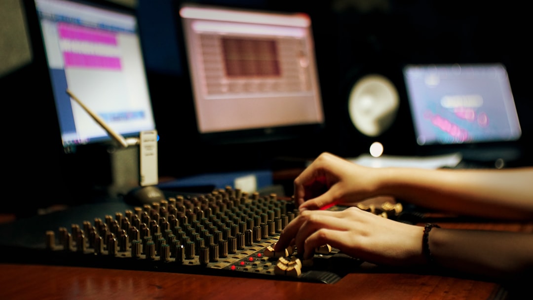 Podpage Adds Automatic Episode Transcription for Elite Members