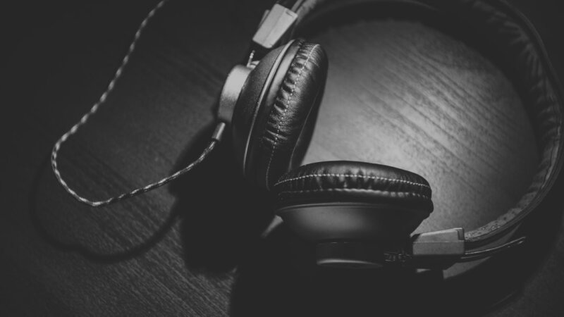 Podcast Marketing Executive – Mags Creative