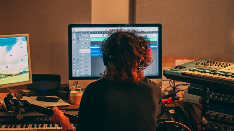 Senior Sound Designer – ACQ Media