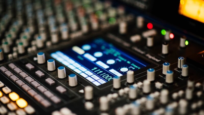 Field Audio Specialist — Crossing Hurdles