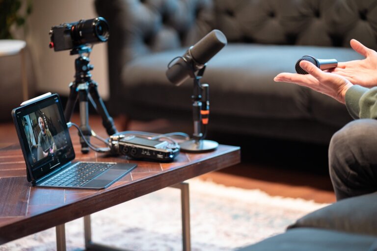 Podcast Editor (End-to-End Production) – Remote Raven
