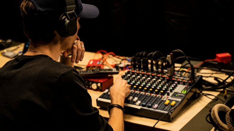 Live Event Audio Engineer — Livewire