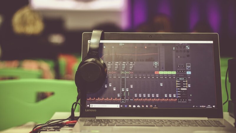 Podcast Sound Designer — Lower Street
