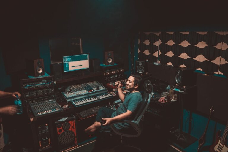 Audio Engineer — Crooked