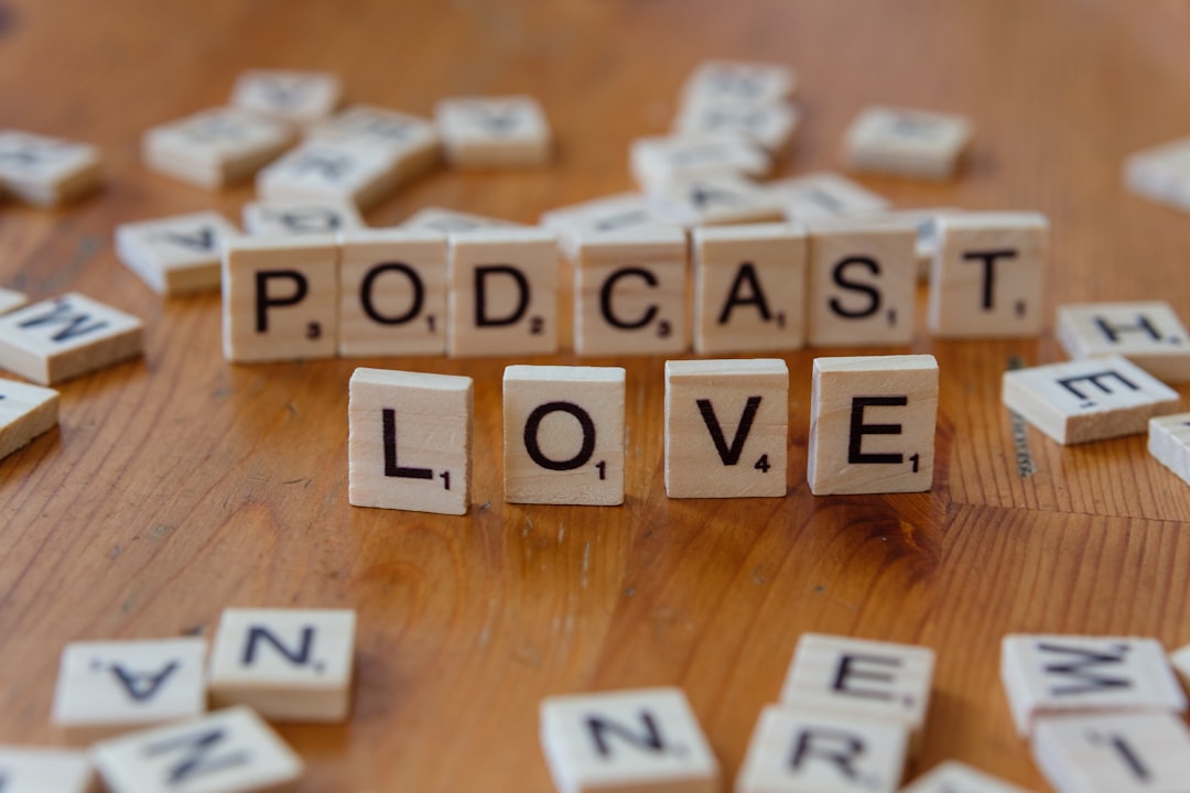 How to Get Featured on Podcasts & Grow Your Business [Live] la