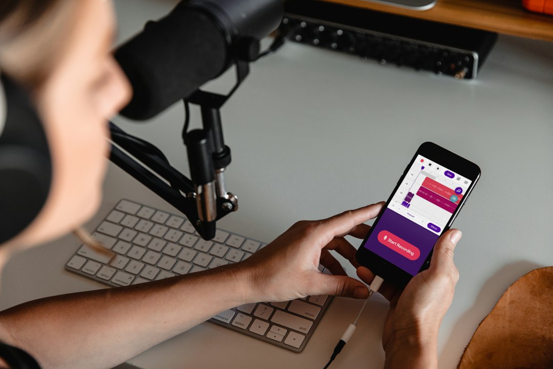 How to Get Featured on Podcasts & Grow Your Business SEO [Live] la