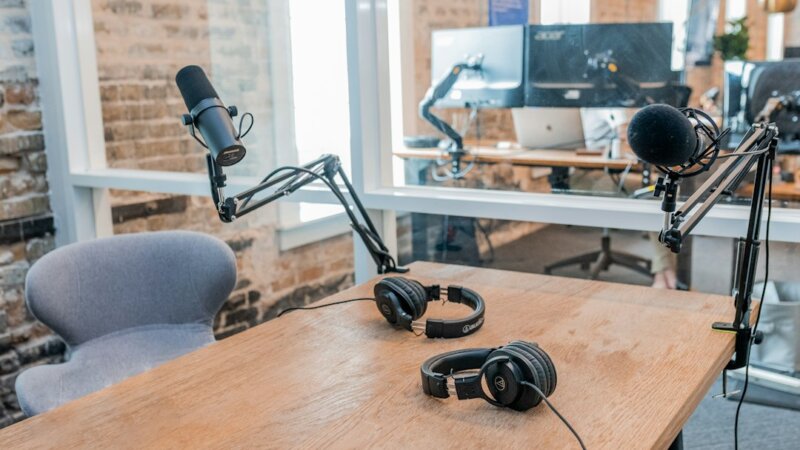 Podcast Jobs Remote: How to Find and Land Work in the Podcasting Industry