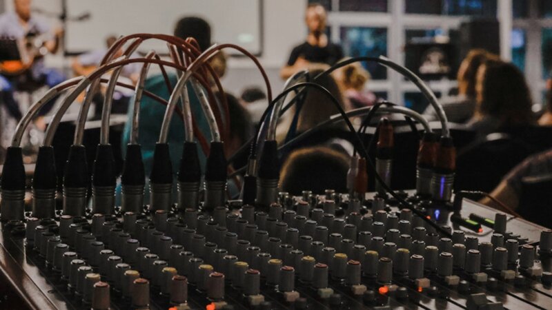 Podcast Studio Producer — Kinly