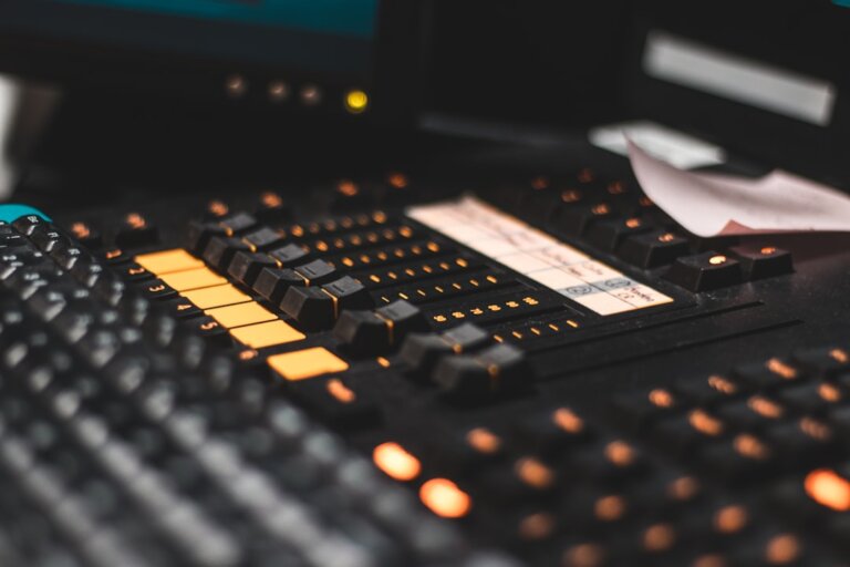 Producer & Guest Booker (Business / Digital Content) — SUMO