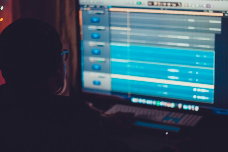 Sounds Business Operations Manager — TalentHop